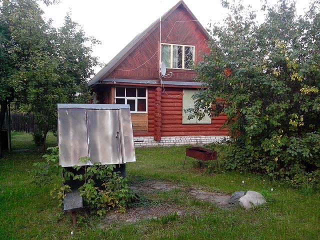 дом-баня с участком в пгт. Новозавидовский